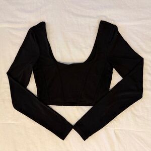 Dynamite Square Neck Longsleeve Crop Top